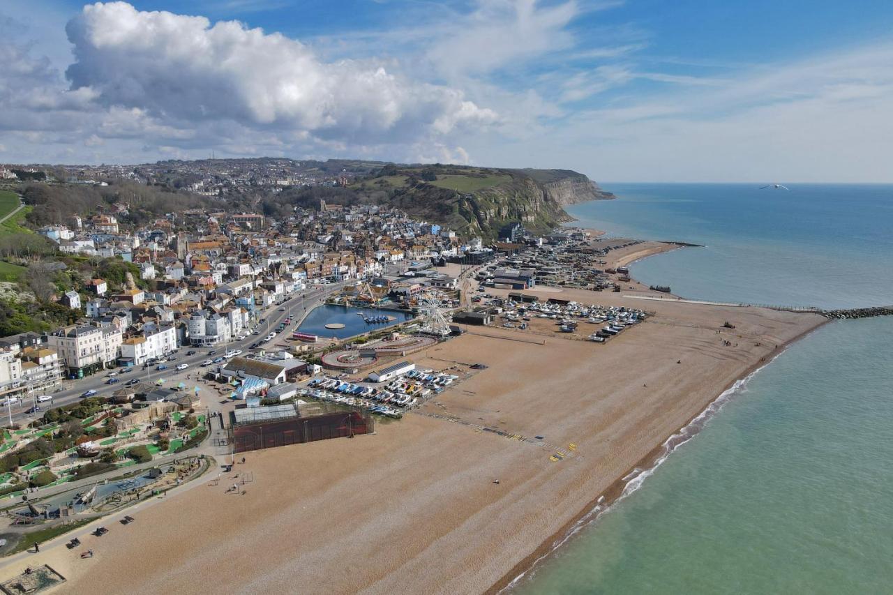Master Accommodation Suite 9 Single Room With Roof Top Views Hastings Exterior foto
